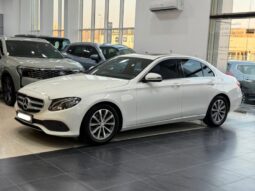 Mercedes Benz E200 2017 full