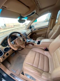 Porsche Cayenne 2012 full