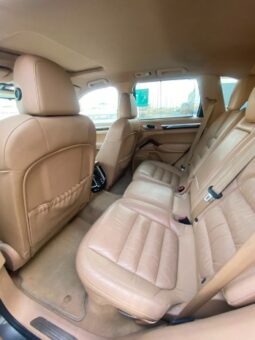 Porsche Cayenne 2012 full
