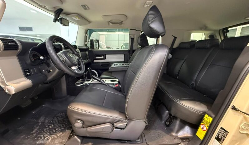 Toyota Fj Cruiser 2023 full