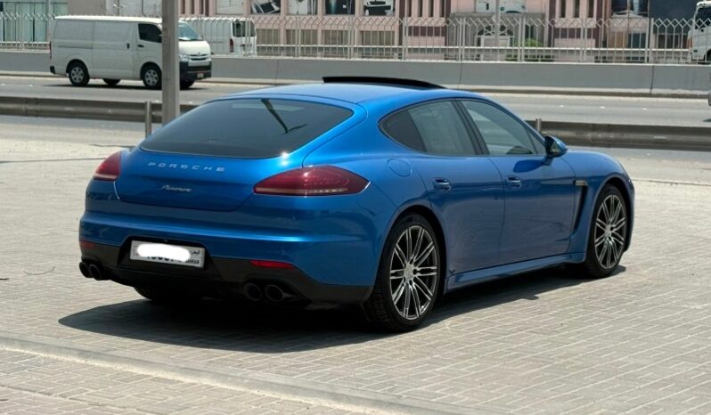 Porsche Panamera 2015 full