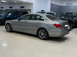 Mercedes Benz C180 2015 full