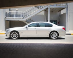 BMW 740i 2010 full