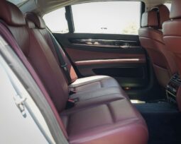 BMW 740i 2010 full