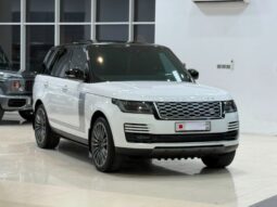 Land Rover Range Rover Vogue. 2020