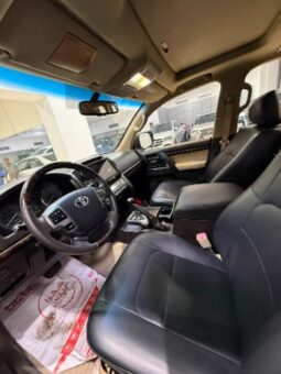 Toyota Land Cruiser 2010 full