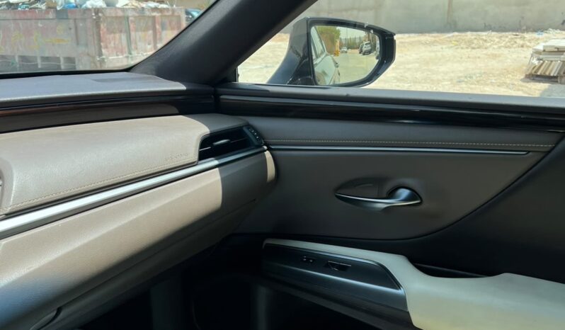 Lexus Es 350 2021 full
