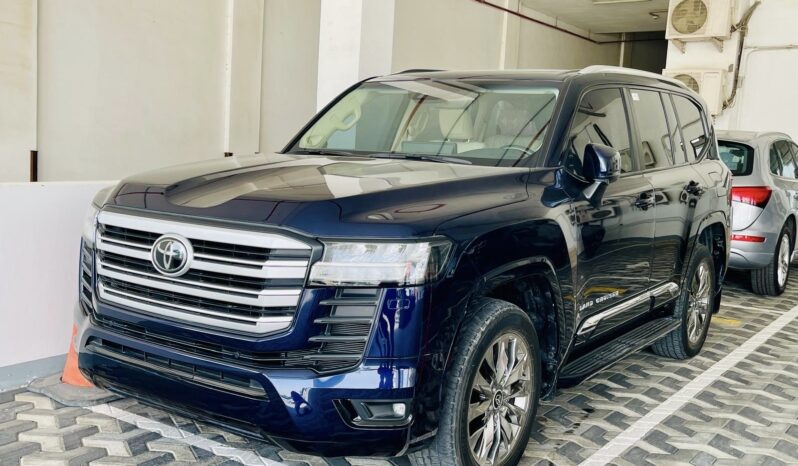 TOYOTA LAND CRUISER GXR 2023 full
