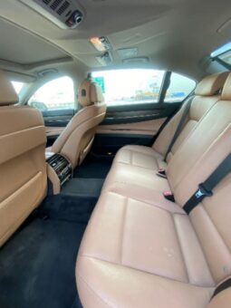 BMW 740i 2010 full