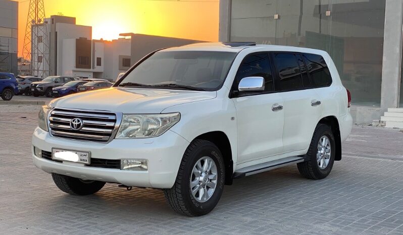 Toyota Land Cruiser 2010 full