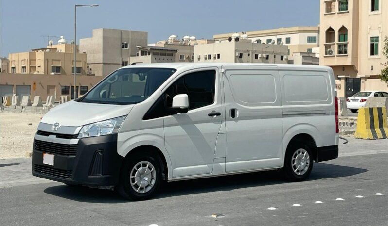 Toyota Hiace 2021 full