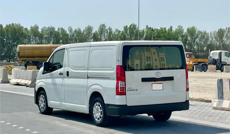 Toyota Hiace 2021 full